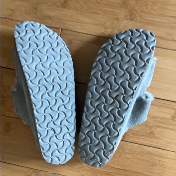 Birkenstock Gray Shearling Sandals - Picture 3 of 3